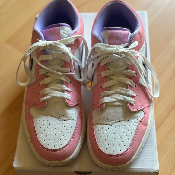 Nike Air Jordan 1 Low SE size 10/8.5 - Picture 1 of 9
